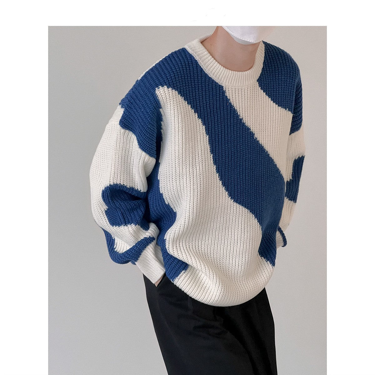 Cow Bump Sweater - Blue / 2XL - sweater